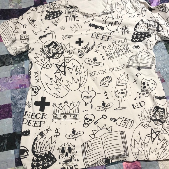 Men’s Neck Deep t shirt - Picture 1 of 4